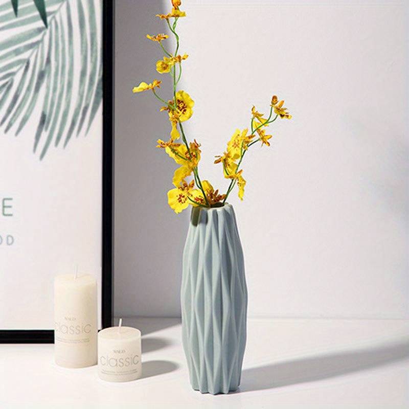 Nordic Plastic Surface Vase