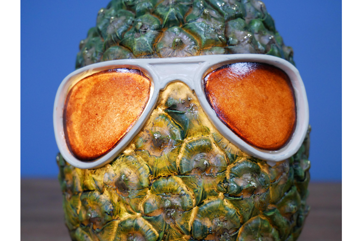 Pineapple Light With Shades